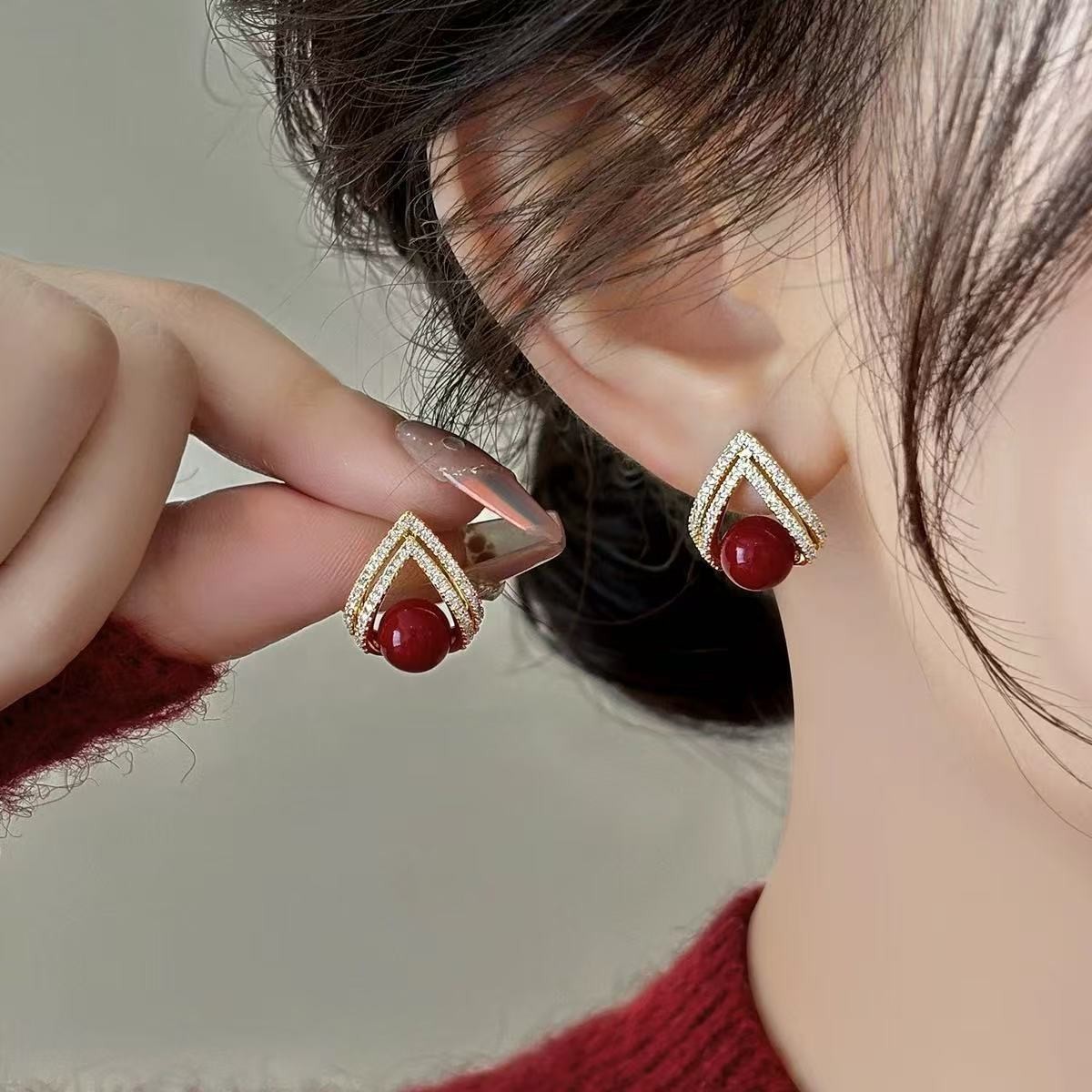 Серьги-гвоздики из серебра 925 – обзор и цена Pearl Stud Earrings