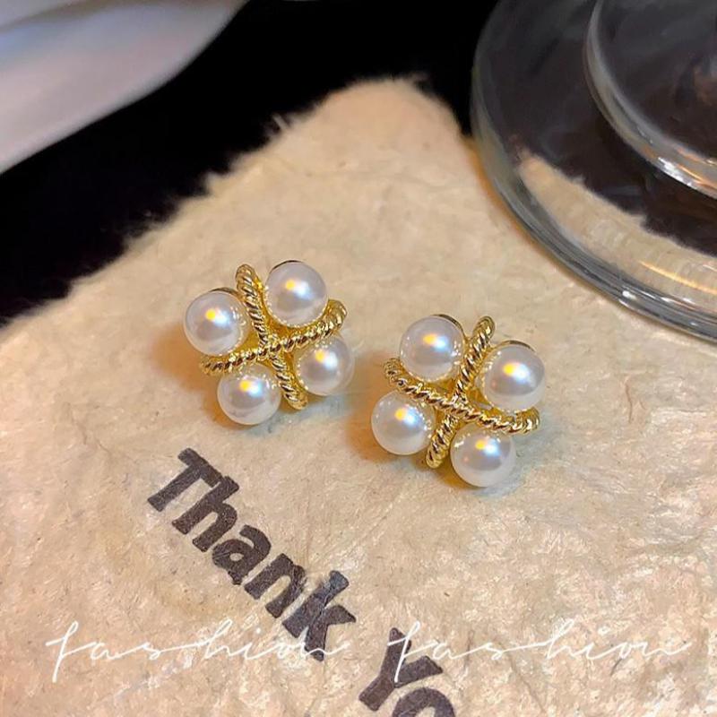 Серьги-гвоздики из серебра 925 – обзор и цена Pearl Stud Earrings